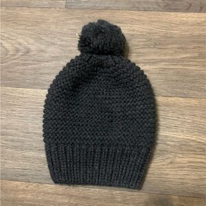 GAP Classic Dark Gray Knit Hat with Pom-Pom